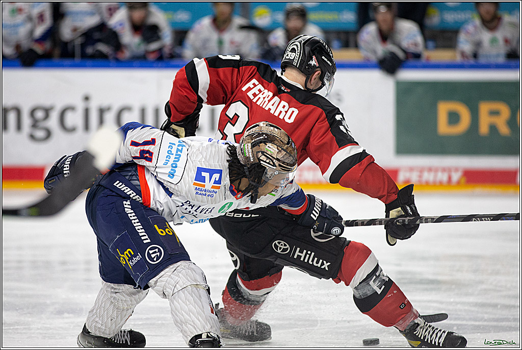 PENNY DEL;  Koelner Haie - Iserlohn Roosters; Koeln, 01.03.2022